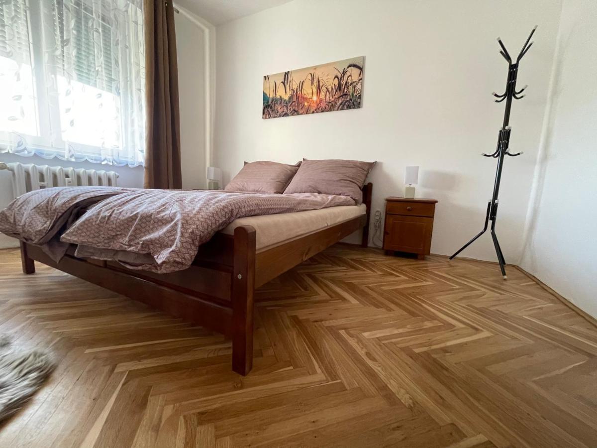 Apartman Jnj Velkomoravska Оломоуц Экстерьер фото