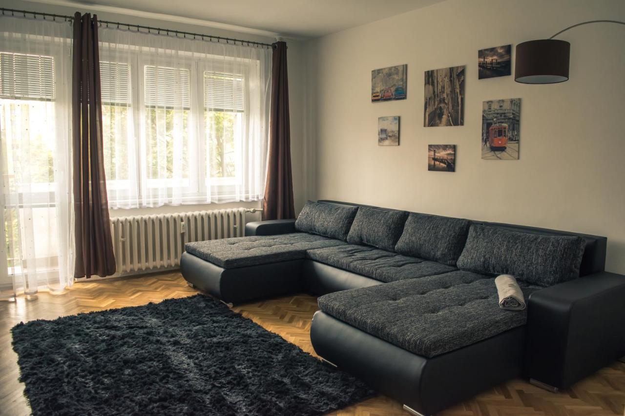 Apartman Jnj Velkomoravska Оломоуц Экстерьер фото